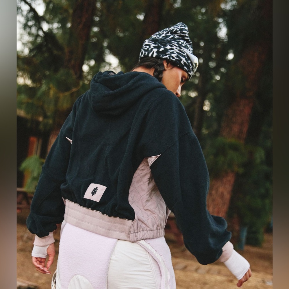 FREE PEOPLE FP Movement Snow Day Hoodie Black $128 Retail NWT - Picture 10 of 15